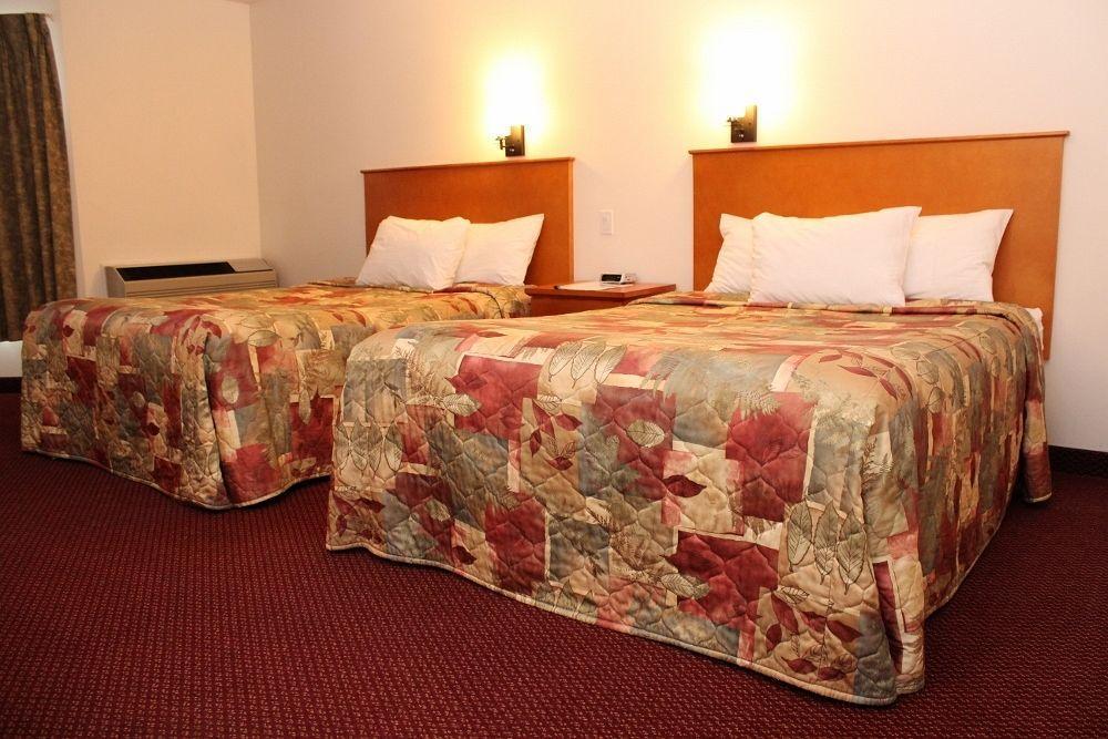 Maverick Motor Inn And Waterslide Kamloops Esterno foto